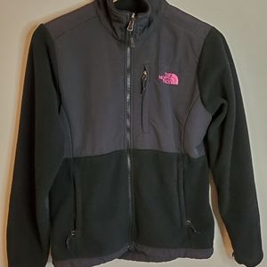 Black breast cancer awareness north face jacket sm